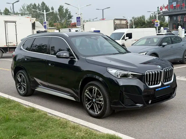 BMW X1 — Фото автомобиля 2