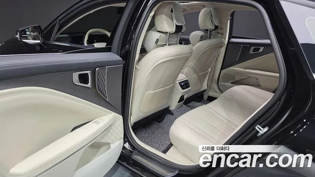 Kia K8 The New K8 2.5 Бензин 2WD — Фото автомобиля 11