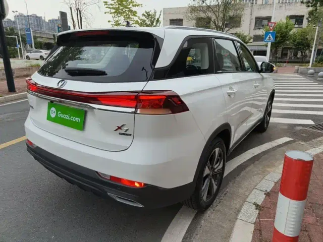 Changan X7 Plus — Фото автомобиля 6
