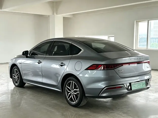 BYD Qin PLUS — Фото автомобиля 4