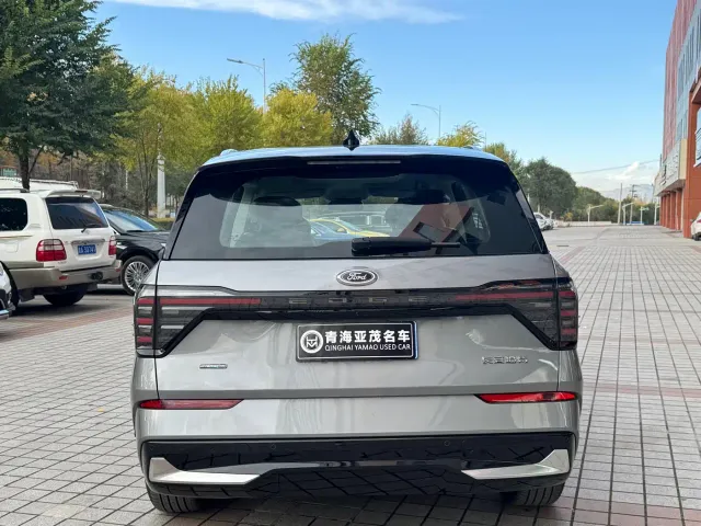 Ford Edge — Фото автомобиля 18