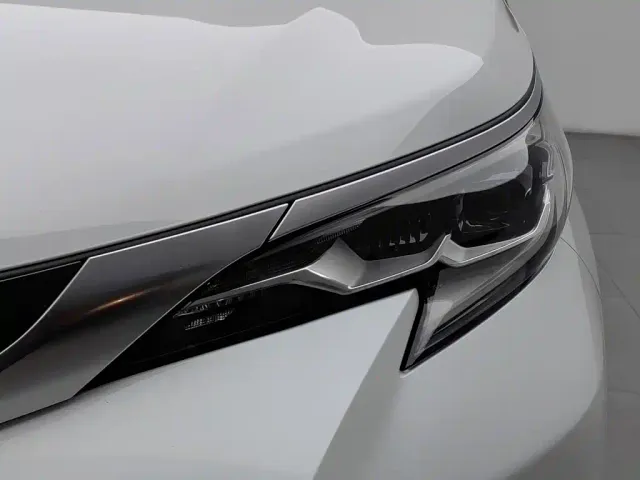Toyota Sienna — Фото автомобиля 7