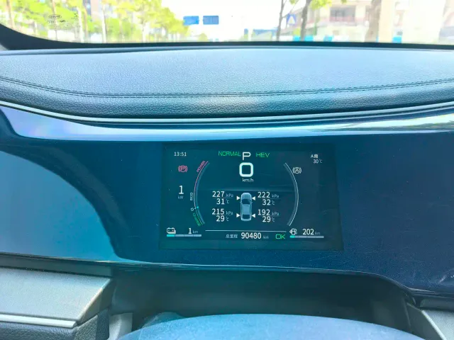 BYD Qin PLUS — Фото автомобиля 4