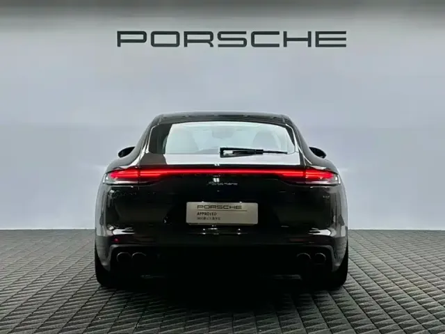 Porsche Panamera — Фото автомобиля 5