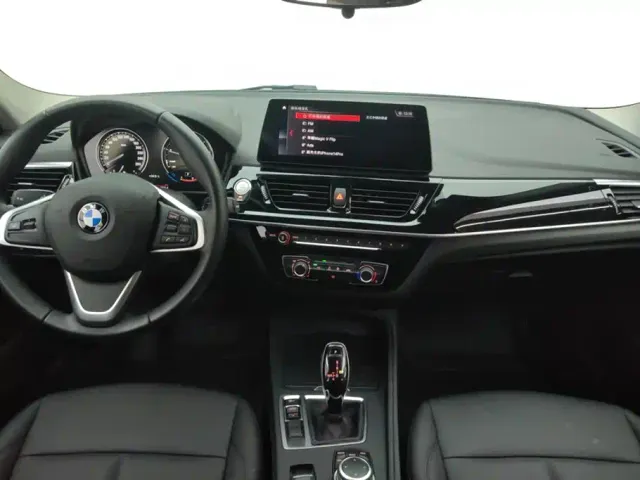 BMW 1 Series — Фото автомобиля 12