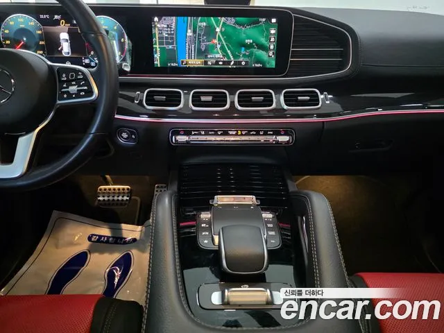 Mercedes-Benz GLE-Class — Фото автомобиля 13