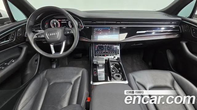 Audi Q7 45 TDI quattro Premium — Фото автомобиля 6