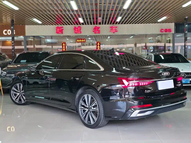 Audi A6L — Фото автомобиля 4