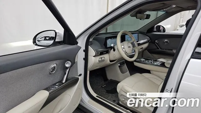 Genesis GV60 — Фото автомобиля 15