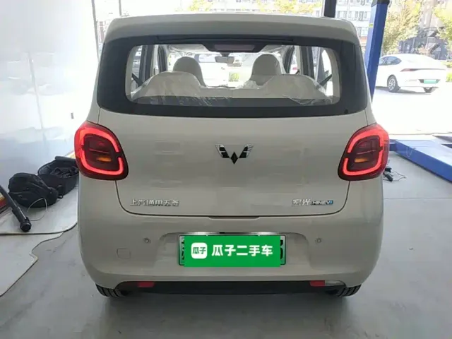 Wuling Hongguang Mini EV — Фото автомобиля 5