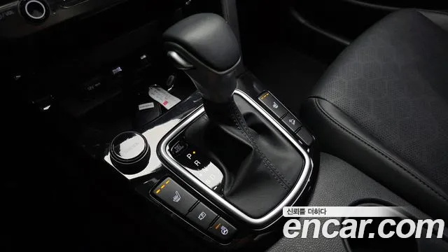 Kia Seltos — Фото автомобиля 9
