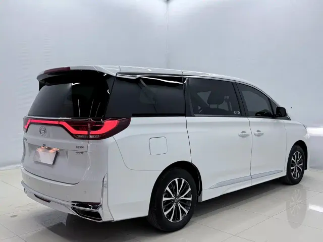 GAC Trumpchi M8 — Фото автомобиля 15
