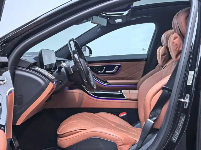 Mercedes-Benz Maybach S-Class — Фото автомобиля 10