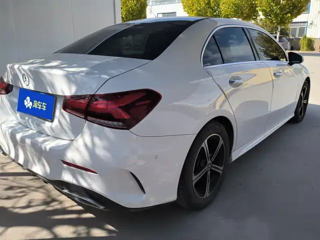Mercedes-Benz A-Class — Фото автомобиля 3