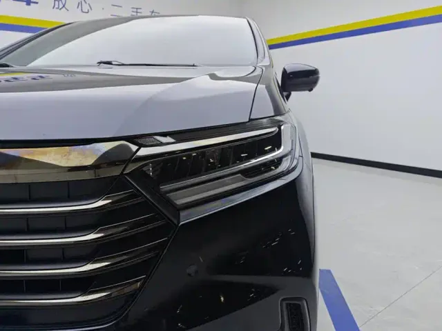 Honda Odyssey — Фото автомобиля 5