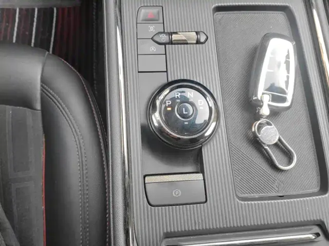 Ford Mondeo — Фото автомобиля 16