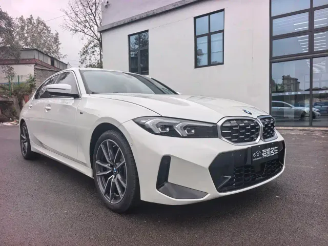 BMW 3 Series — Фото автомобиля 3