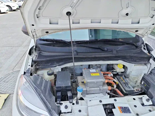 Roewe Clever — Фото автомобиля 21