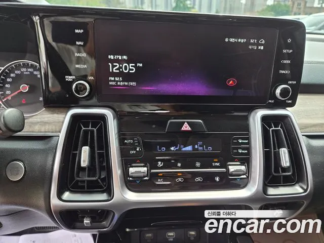 Kia Sorento Sorento 4-е поколение Дизель 2.2 4WD — Фото автомобиля 19
