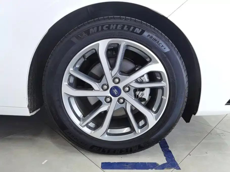 Ford Mondeo 2022 Facelift EcoBoost 245 Luxury — Фото автомобиля 6