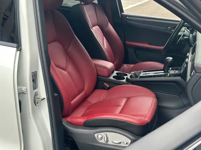 Porsche Macan — Фото автомобиля 13