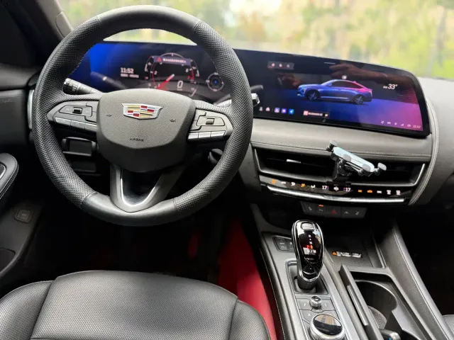 Cadillac CT5 — Фото автомобиля 16