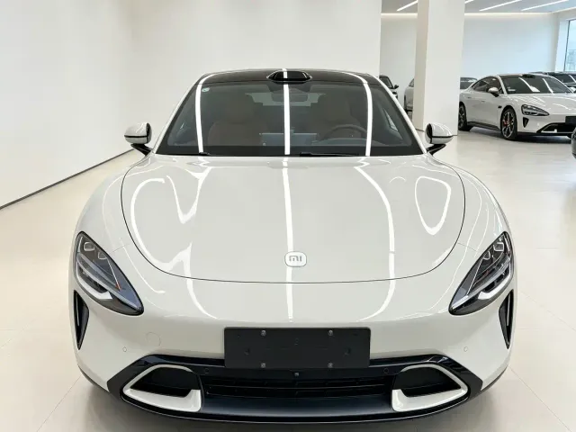 Xiaomi SU7 — Фото автомобиля 2