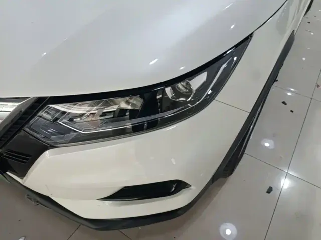 Nissan Qashqai — Фото автомобиля 3