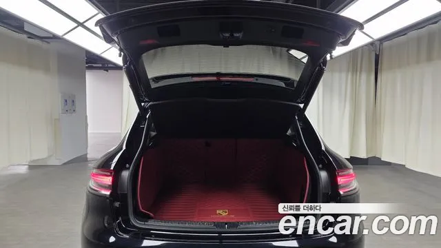 Porsche Macan — Фото автомобиля 20