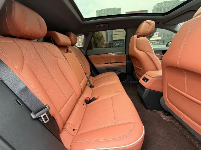 Cadillac Optiq — Фото автомобиля 14