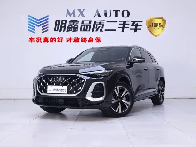 Фотография автомобиля — Audi Q5L