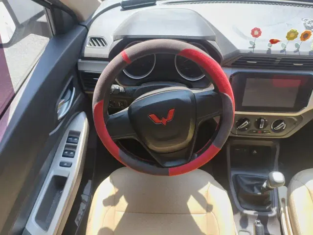 Wuling Hongguang — Фото автомобиля 6