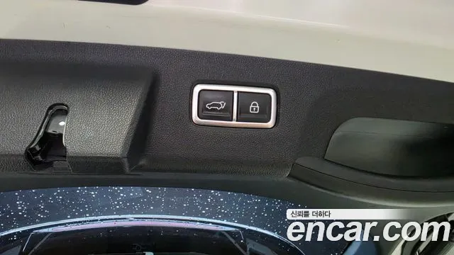Kia Sorento Sorento 4-е поколение Бензин 2.5T 2WD — Фото автомобиля 29