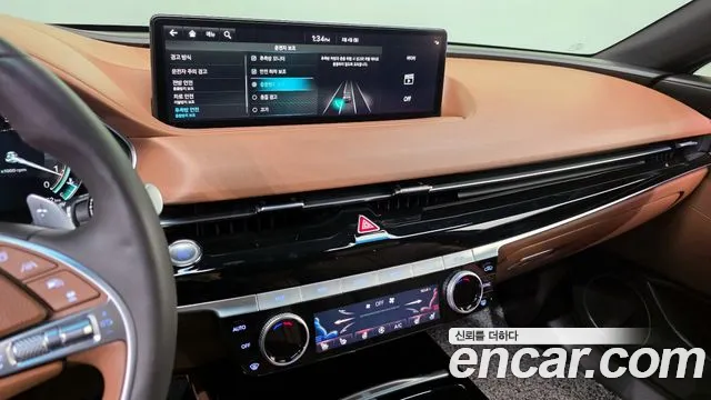 Genesis G80 Бензин 2.5 турбо 2WD — Фото автомобиля 14