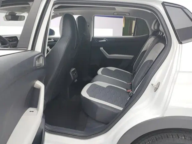 Volkswagen Tharu — Фото автомобиля 11