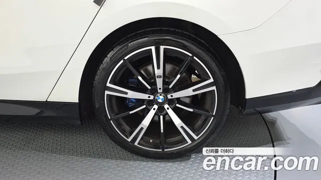 BMW 5-Series 5 серия (G60) 530i xDrive M Sport — Фото автомобиля 22