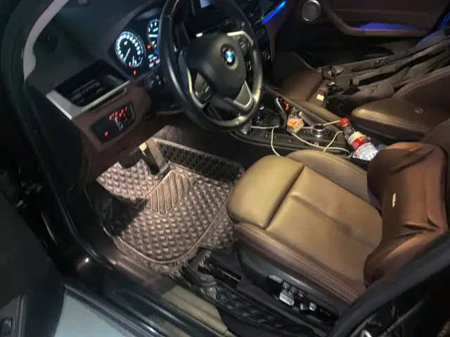 BMW X1 — Фото автомобиля 12