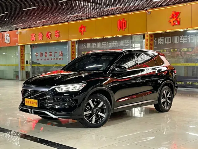 Фотография автомобиля — BYD Song Pro