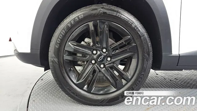 ChevroletGMDaewoo Trax Trax Кроссовер — Фото автомобиля 5