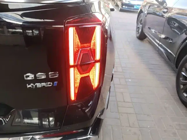 GAC Trumpchi GS8 — Фото автомобиля 7