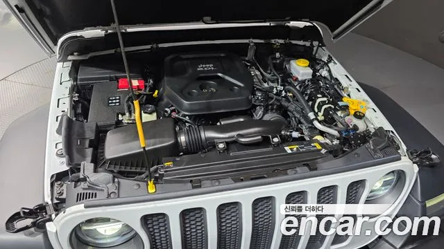 Jeep Wrangler — Фото автомобиля 6