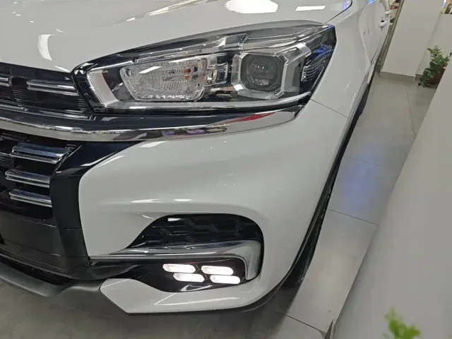 Chery Tiggo 8 — Фото автомобиля 23