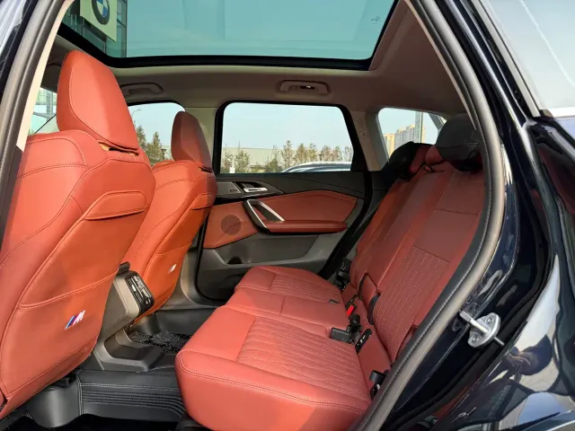 BMW X1 — Фото автомобиля 14