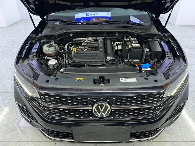 Volkswagen Passat — Фото автомобиля 25