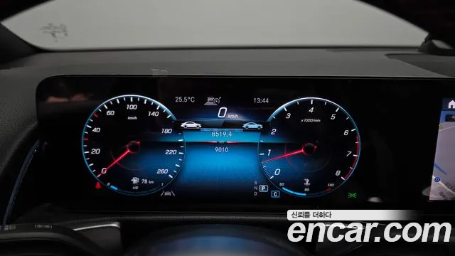 Mercedes-Benz GLB-Class — Фото автомобиля 5