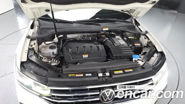 Volkswagen Tiguan — Фото автомобиля 9