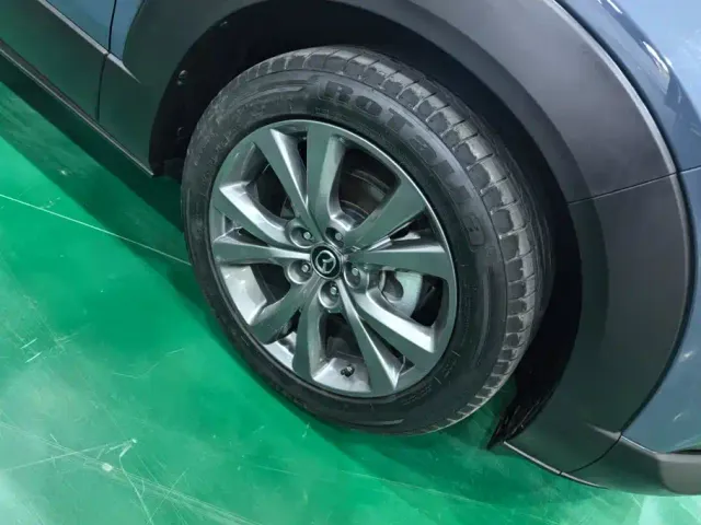 Mazda CX-30 — Фото автомобиля 6