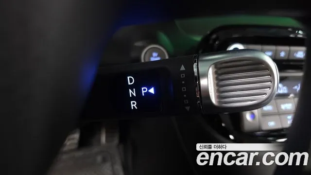Hyundai Casper Electric — Фото автомобиля 12