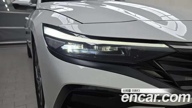 Hyundai AVANTE Новый Avante (CN7) — Фото автомобиля 22