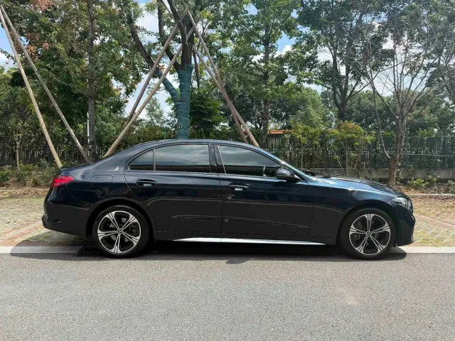 Mercedes-Benz C-Class — Фото автомобиля 5